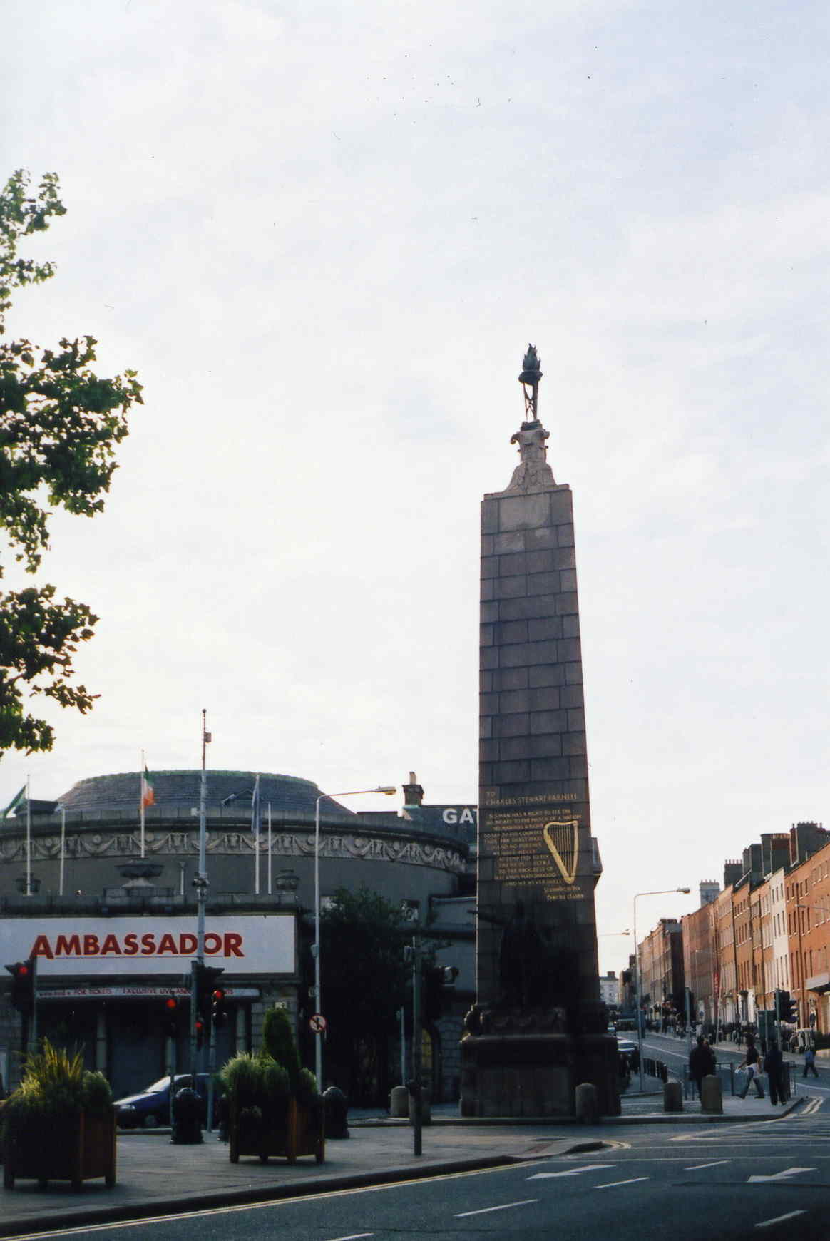 Parnell Monument.jpg